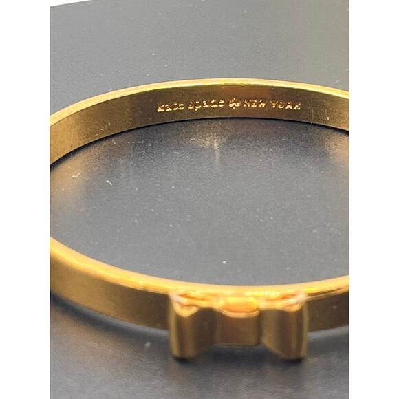 Kate Spade New York Gold Tone "Take A Bow" Bangle Bracelet - Picture 9 of 12